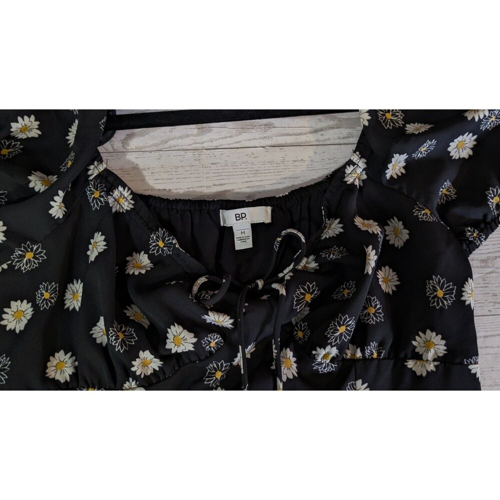 BP Ditsy Daisy Puff Sleeve Dress sz. M - Picture 4 of 8